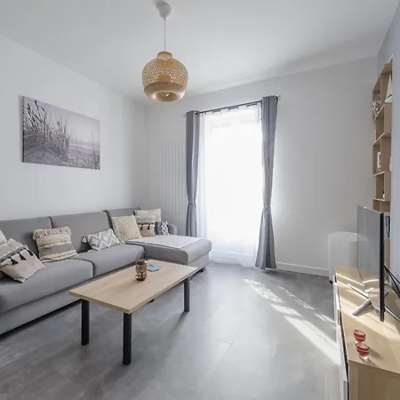 Renove Au Coeur De La Rochelle, Marche A 25m, 2 Personnes, Wifi - Fr-1-535-43 Apartament *